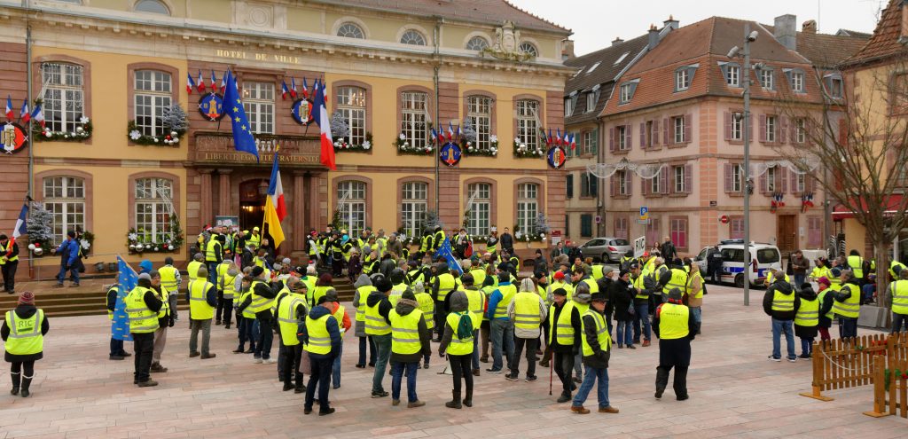 Yellow Vest Protets in Belfort, France - copyright : Thomas Bresson